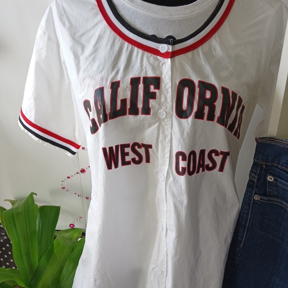 SHEIN white, red, and black jersey “california west coast” styled button up! - Picture 3 of 5